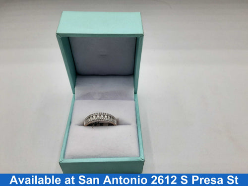 Women's Ring - Anniversary - White Gold 14k (.585) 3 grams Size 7