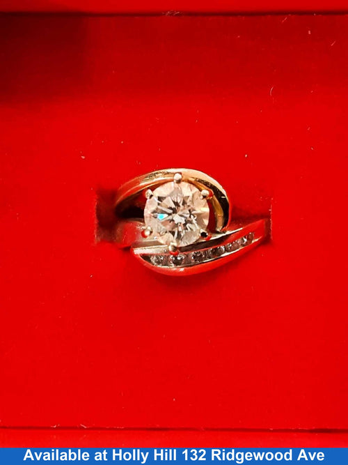 Women's Ring - Yellow Gold 14k (.585) 6.9 grams Size 5