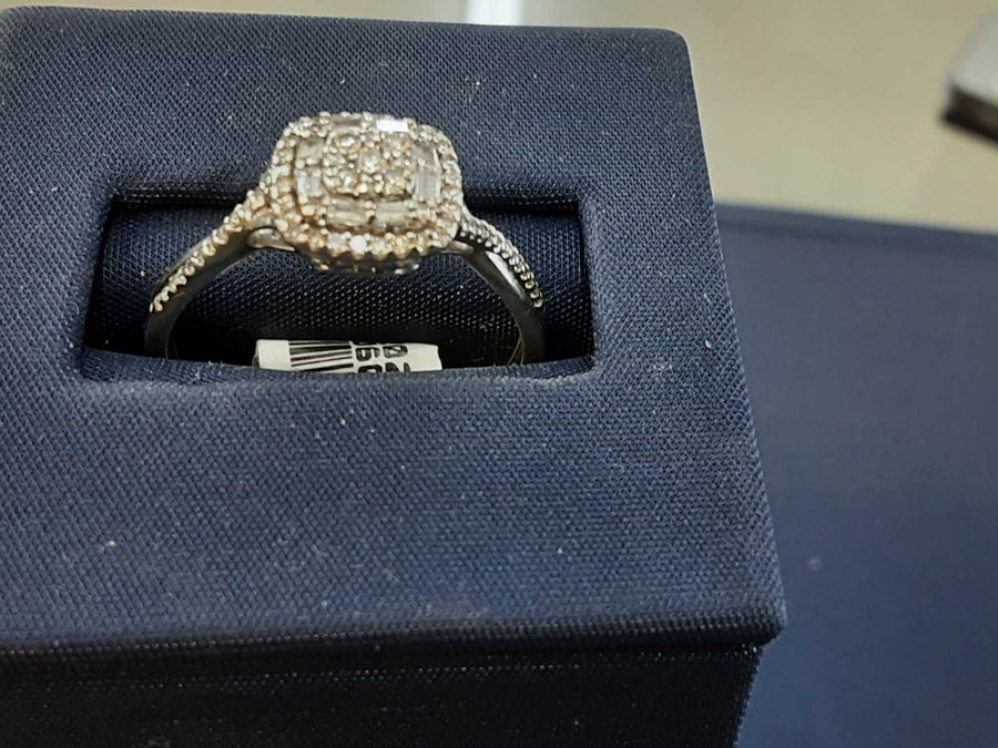 Ring - Engagement Set - White Gold 10k (.417) 3 grams Size 8.5