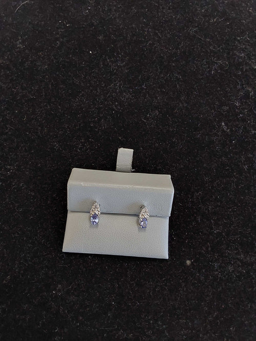 Earrings - White Gold 10k (.417) 0.8 grams