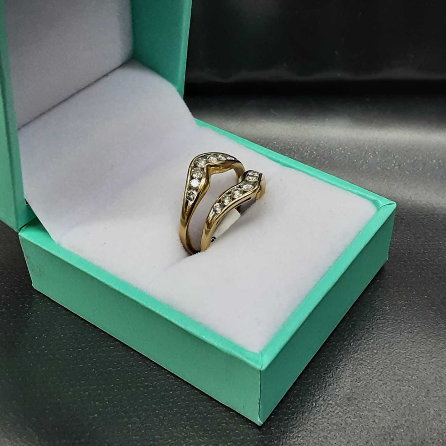 Women's Ring - Yellow Gold 14k (.585) 3.7 grams Size 4.5
