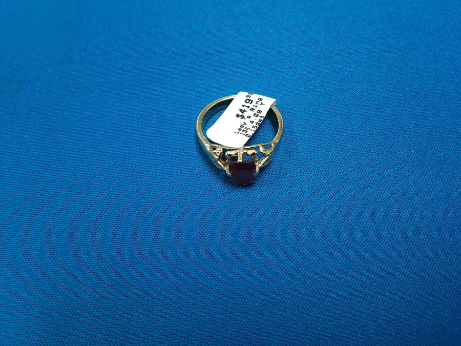 Women's Ring - Yellow Gold 10k (.417) 4 grams Size 20
