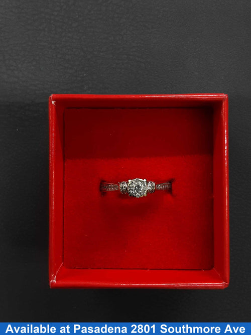 Women's Ring - White Gold 10k (.417) 2.8 grams Size 7