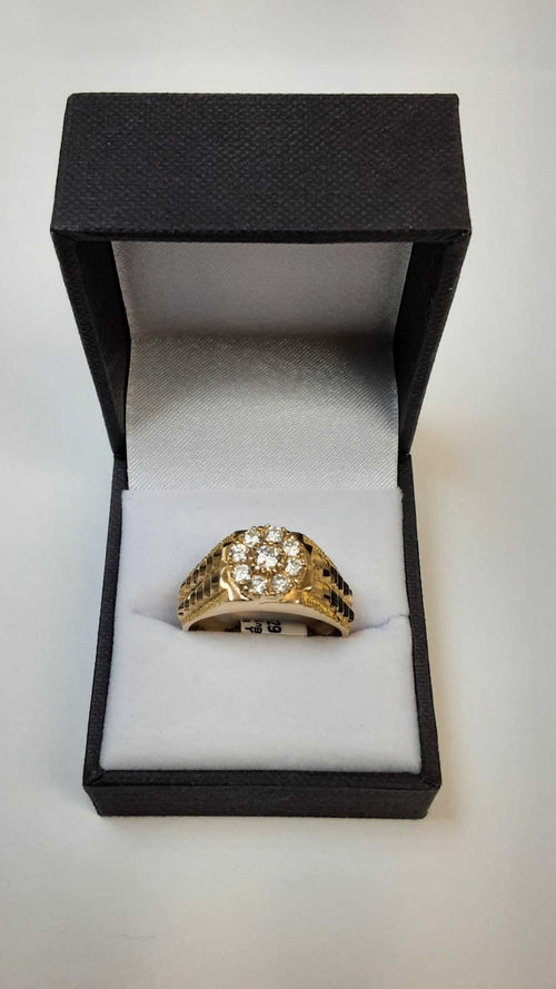 Men's Ring - Yellow Gold 10k (.417) 6.6 grams Size 11.5