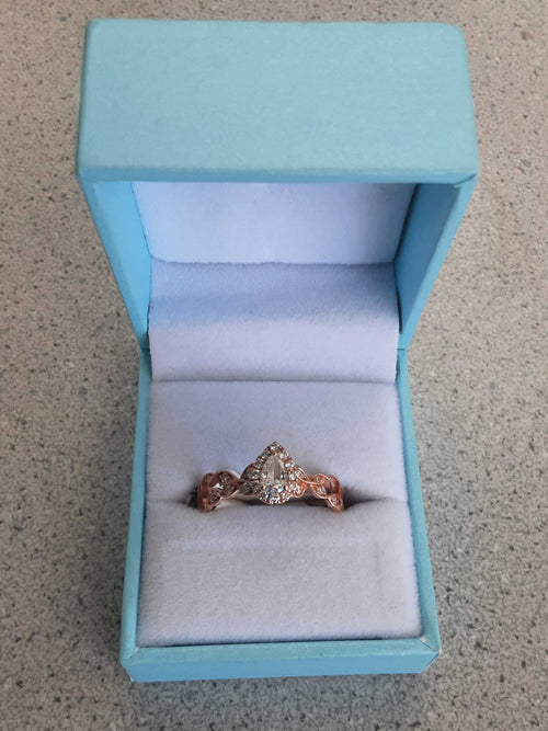 Women's Ring - Rose Gold 14k (.585) 3.6 grams Size 9