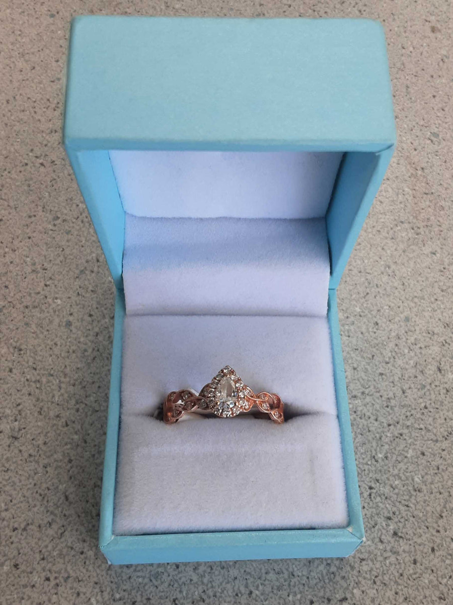 Women's Ring - Rose Gold 14k (.585) 3.6 grams Size 9