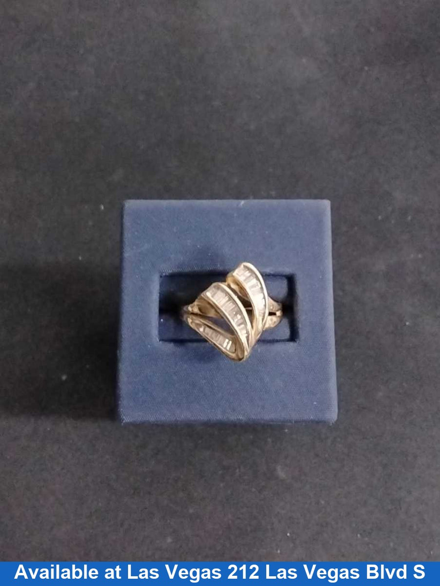 Women's Ring - Yellow Gold 14k (.585) 4.4 grams Size 20