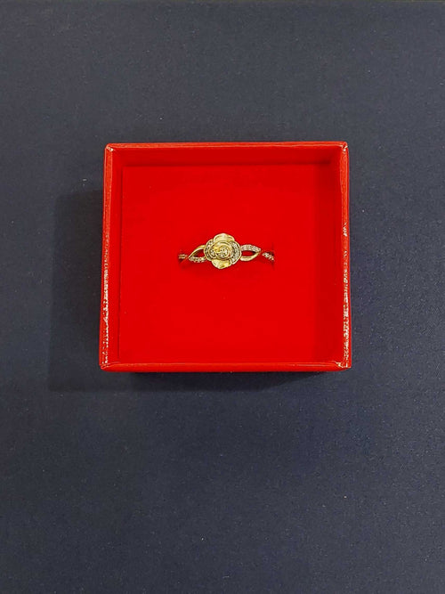 Women's Ring - Yellow Gold 10k (.417) 2.6 grams Size 7