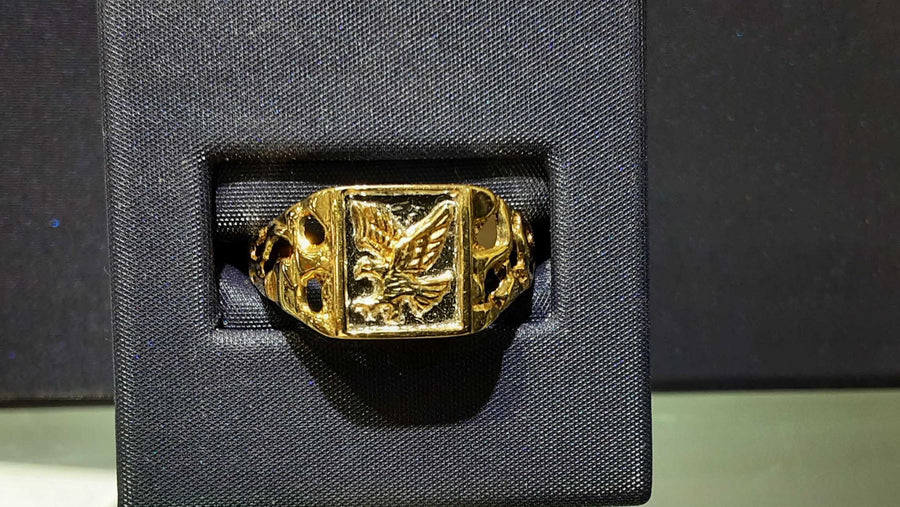 Men's Ring - Yellow Gold 10k (.417) 3.1 grams Size 11
