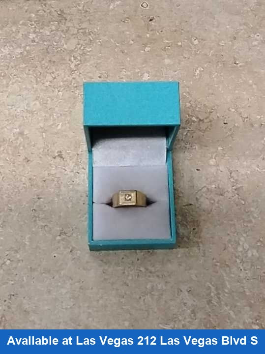 Men's Ring - Yellow Gold 18k (.750) 7.5 grams Size 20
