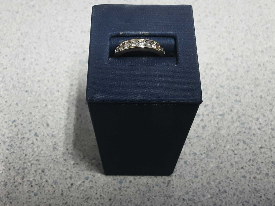 Ring - Wedding Band - Yellow Gold 14k (.585) 2.9 grams Size 7