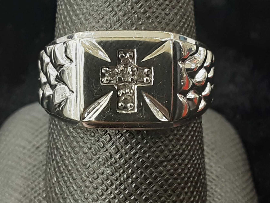 Men's Ring - White Gold 10k (.417) 5.2 grams Size 10