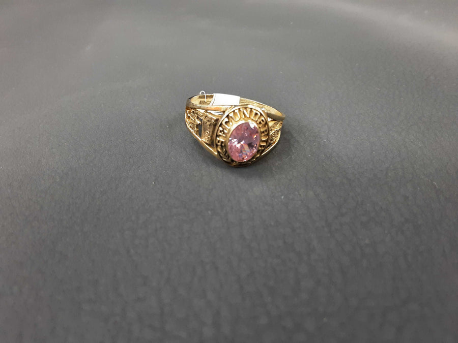 Women's Ring - High School Ring - Yellow Gold 10k (.417) 2.2 grams Size 6