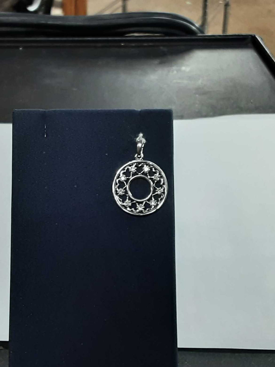 Coin Pendant - White Gold 14k (.585) 2.3 grams