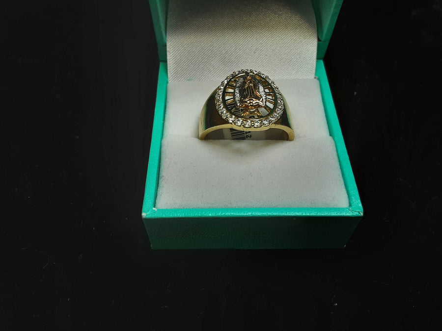 Women's Ring - Yellow Gold 14k (.585) 6.4 grams Size 9.5
