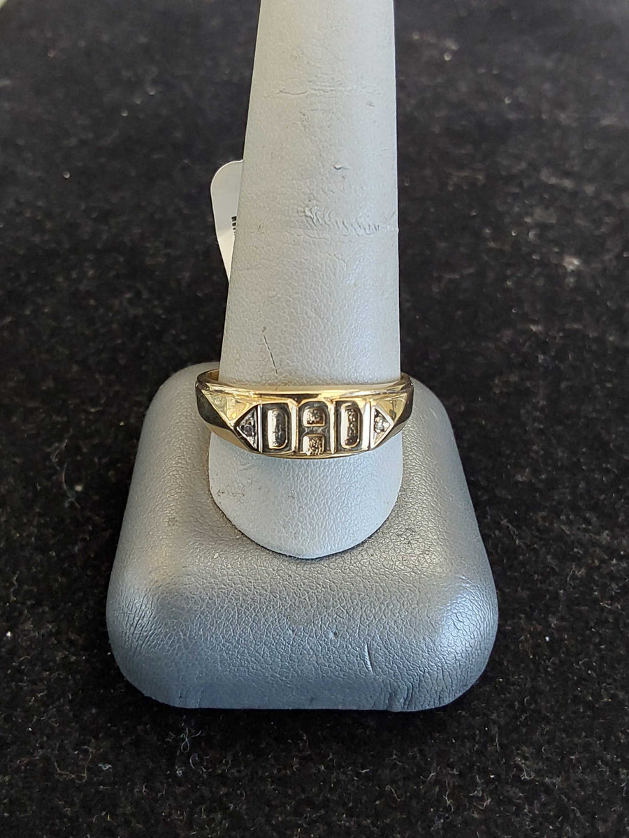 Men's Ring - Yellow Gold 10k (.417) 2.7 grams Size 12.5