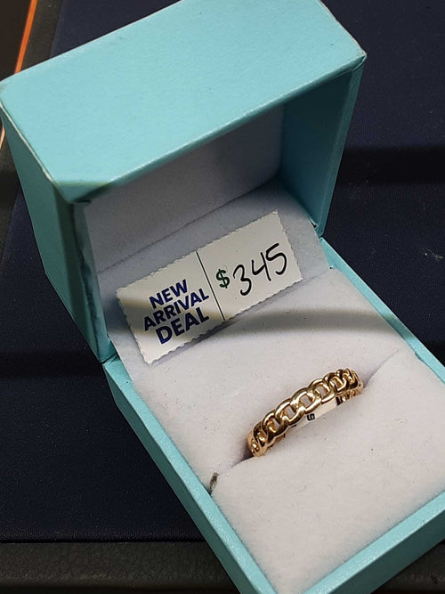 Women's Ring - Yellow Gold 14k (.585) 2.3 grams Size 20