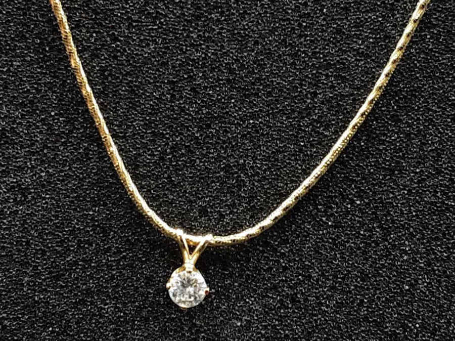 Diamond Pendant - Yellow Gold 14k (.585) 6.3 grams