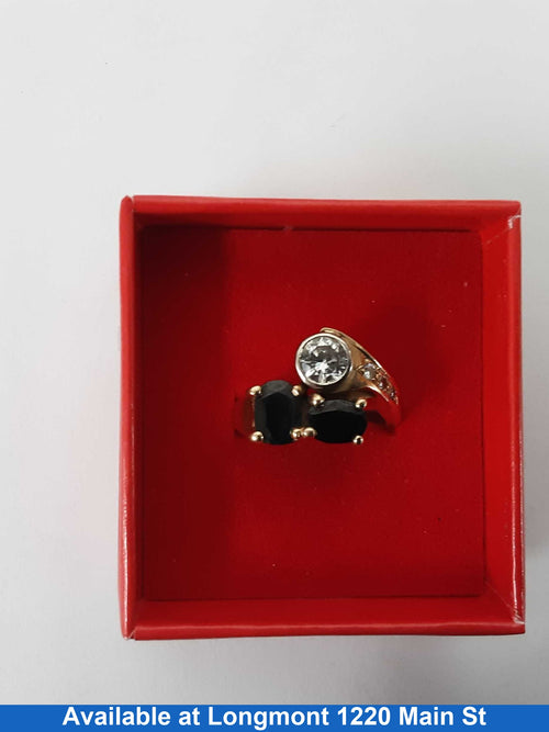 Women's Ring - Yellow Gold 14k (.585) 6.8 grams Size 7