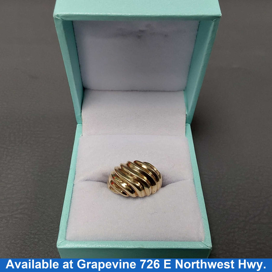 Women's Ring - Yellow Gold 10k (.417) 3.8 grams Size 6