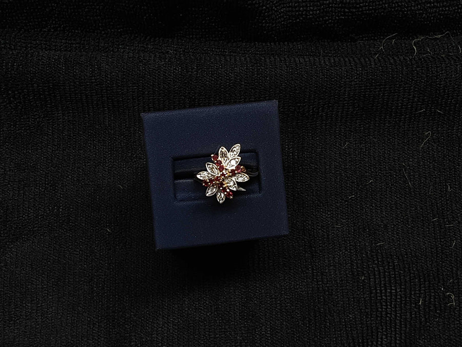 Women's Ring - Yellow Gold 14k (.585) 4.7 grams Size 4