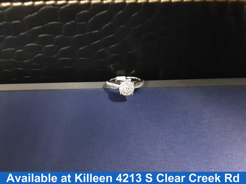 Women's Ring - Solitaire - White Gold 10k (.417) 2.4 grams Size 7.5