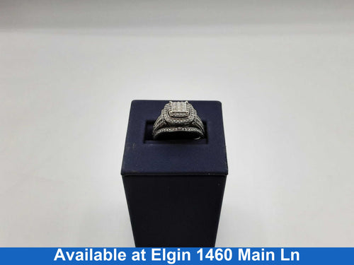 Women's Ring - White Gold 10k (.417) 5.8 grams Size 10.5