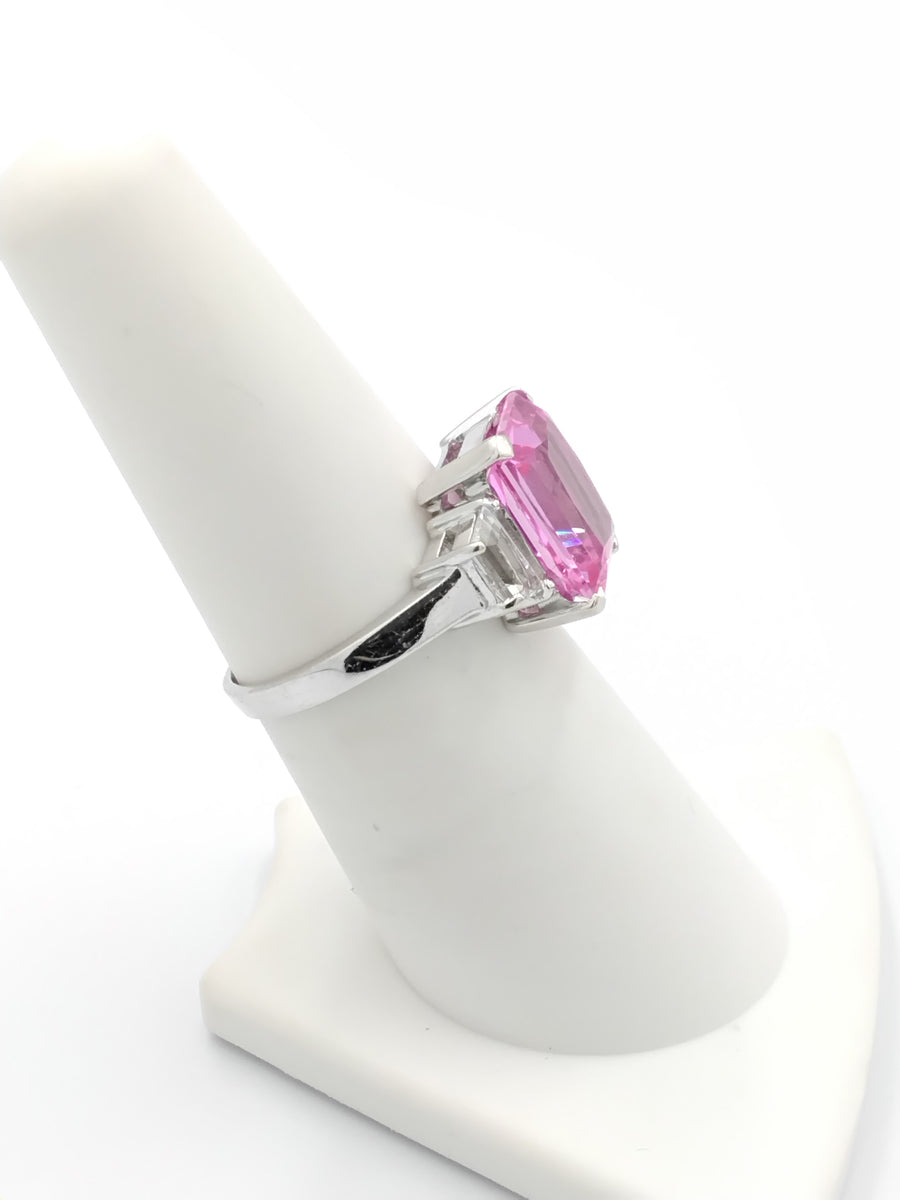 Women's Ring - White Gold 14k (.585) 4.4 grams Size 7