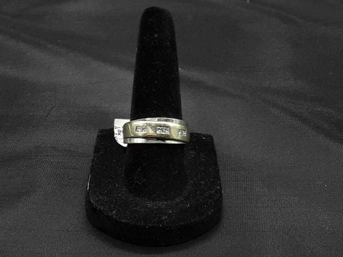 Ring - Wedding Band - White Gold 10k (.417) 3.7 grams Size 7