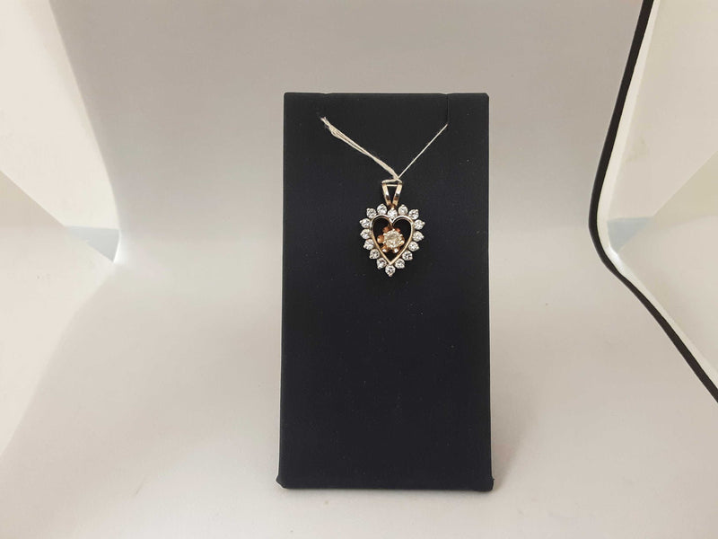 White Gold 14k (.585) 3.8 grams