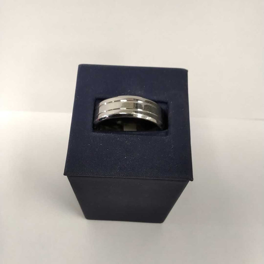 Ring - Wedding Band - White Gold 10k (.417) 7.8 grams Size 13