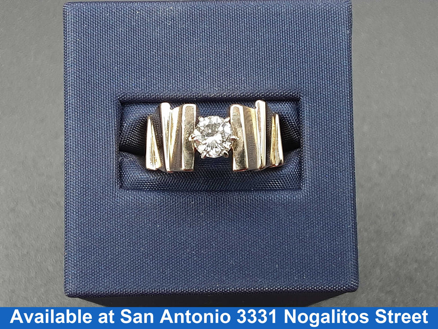 Women's Ring - Solitaire - Yellow Gold 14k (.585) 5.8 grams Size 6.5