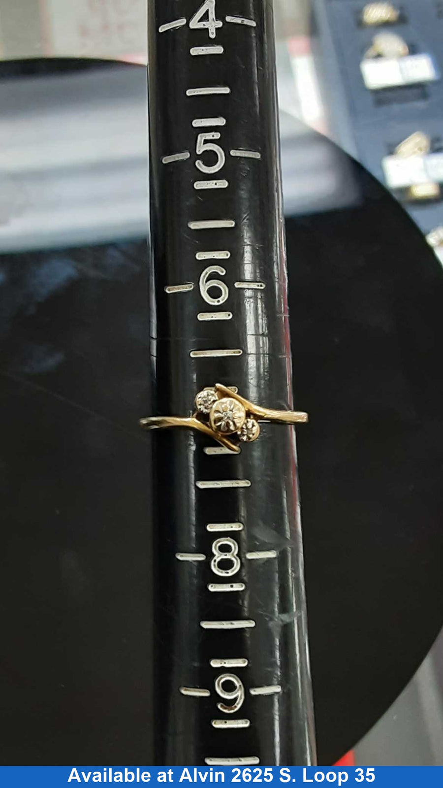 Women's Ring - Yellow Gold 10k (.417) 1.5 grams Size 7.5
