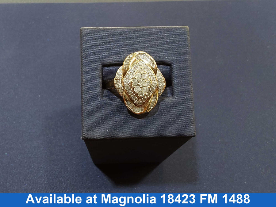 Women's Ring - Yellow Gold 10k (.417) 5.7 grams Size 10.5