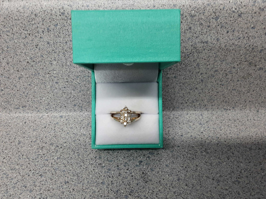 Women's Ring - Yellow Gold 14k (.585) 4.4 grams Size 5.5