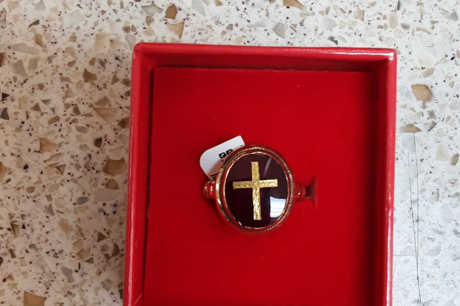 Women's Ring - Yellow Gold 10k (.417) 4.8 grams Size 8