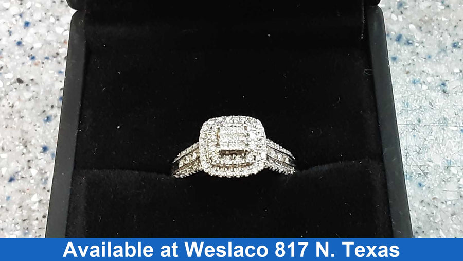 Women's Ring - White Gold 10k (.417) 3.6 grams Size 8.5