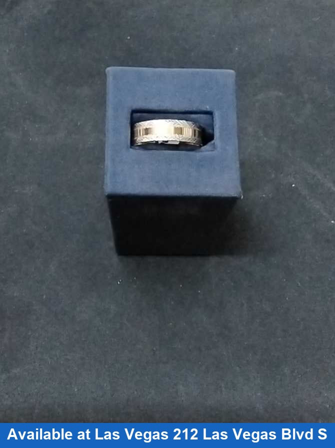 Ring - Wedding Band - Yellow Gold 18k (.750) 6 grams Size 20