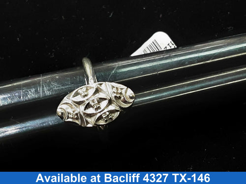 Women's Ring - White Gold 14k (.585) 3.7 grams Size 6.5