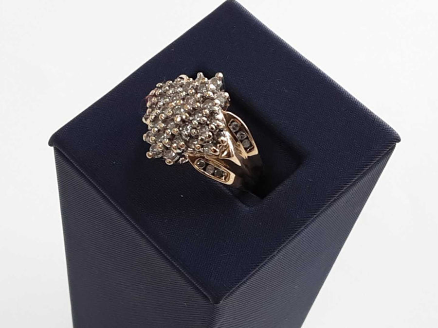 Women's Diamond Cluster Gold 10k Size 7.5
