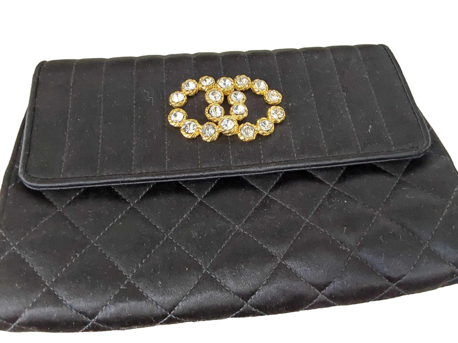 Chanel R23686977 Black Purse / Handbag