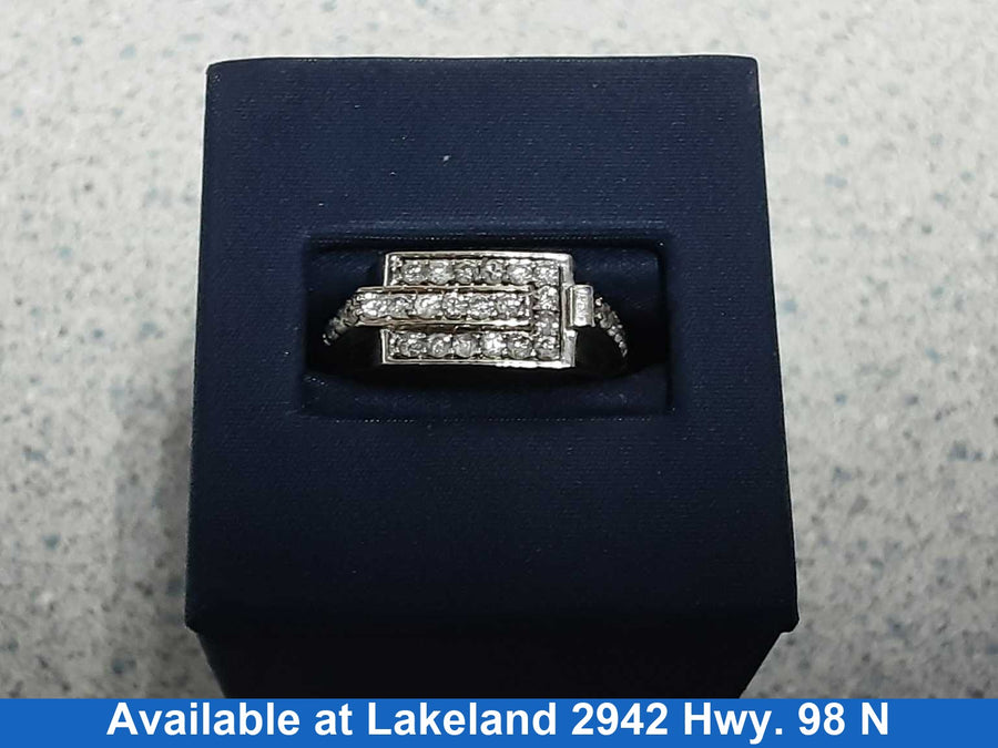 Men's Ring - White Gold 10k (.417) 4.2 grams Size 8