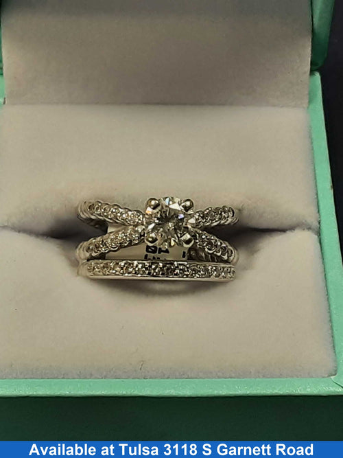 Women's Ring - White Gold 10k (.417) 8.2 grams Size 7