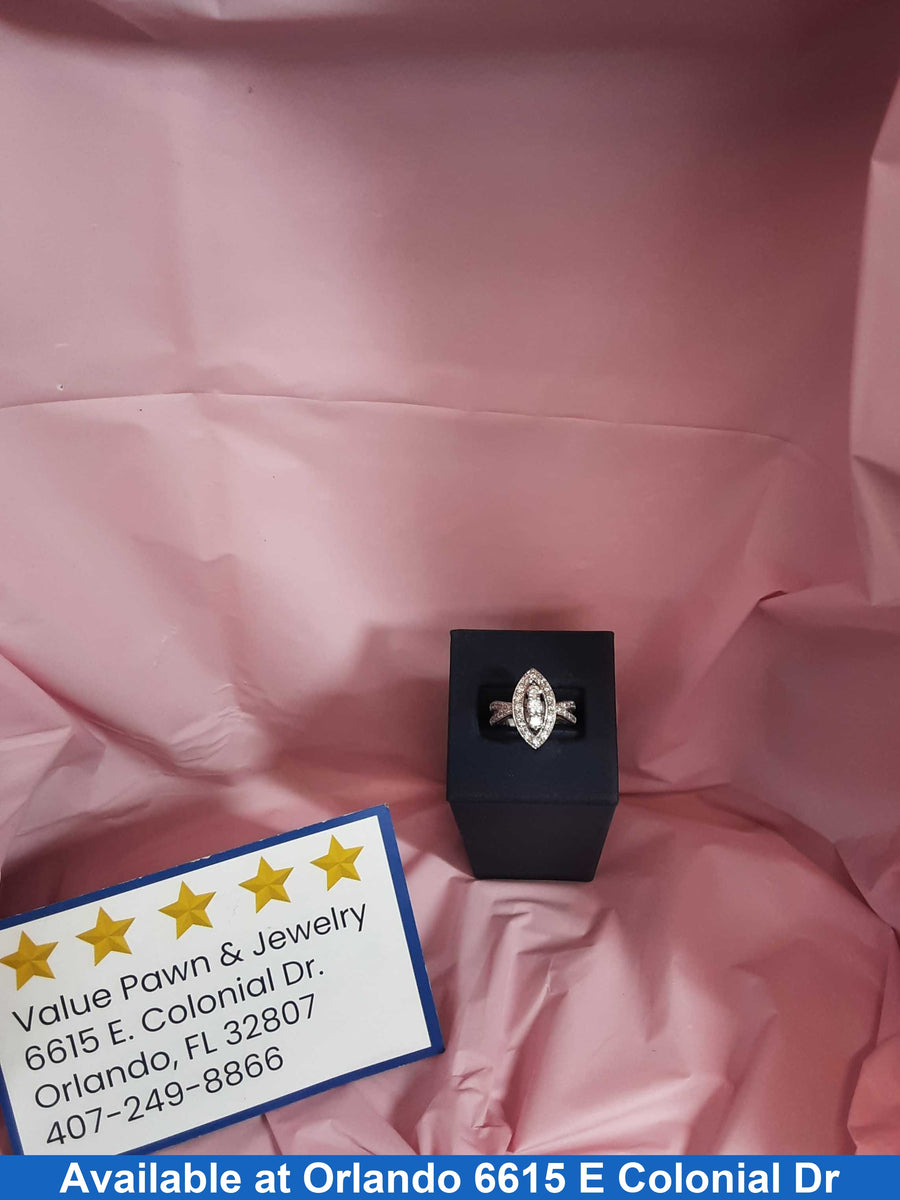 Women's Ring - White Gold 14k (.585) 4.8 grams Size 7.5
