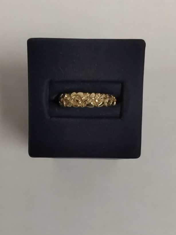 Men's Ring - Yellow Gold 14k (.585) 2.5 grams Size 8