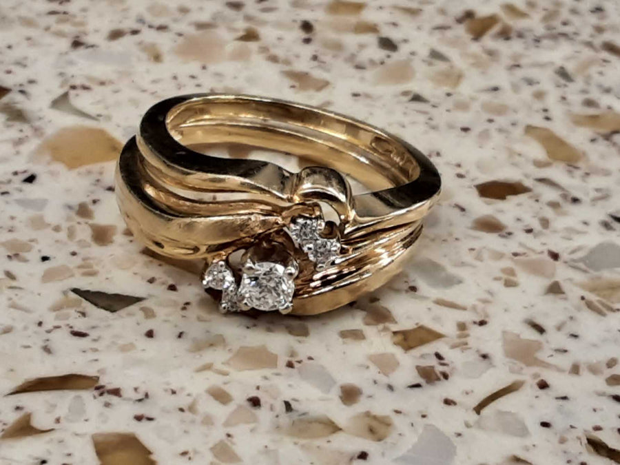 Ring - Wedding Set - Yellow Gold 10k (.417) 4.7 grams Size 7