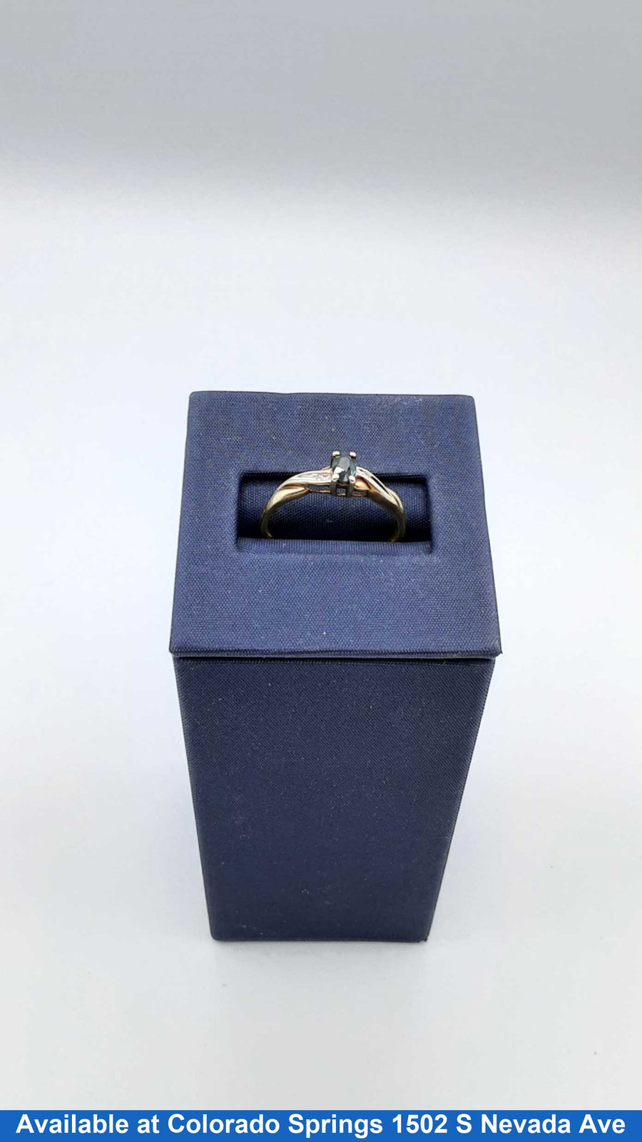 Women's Ring - Yellow Gold 10k (.417) 1.4 grams Size 7.5