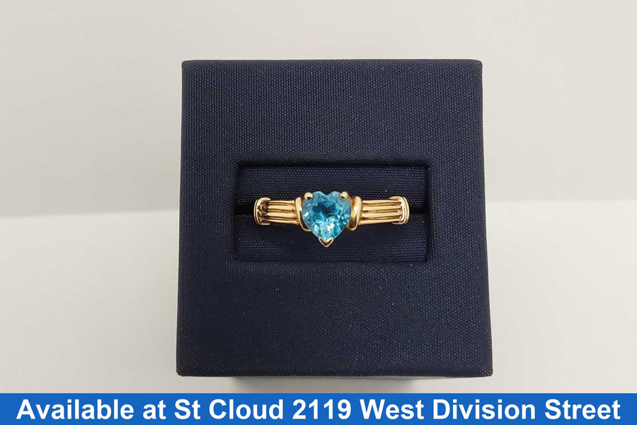 Women's Ring - Solitaire - Yellow Gold 10k (.417) 1.6 grams Size 7.5