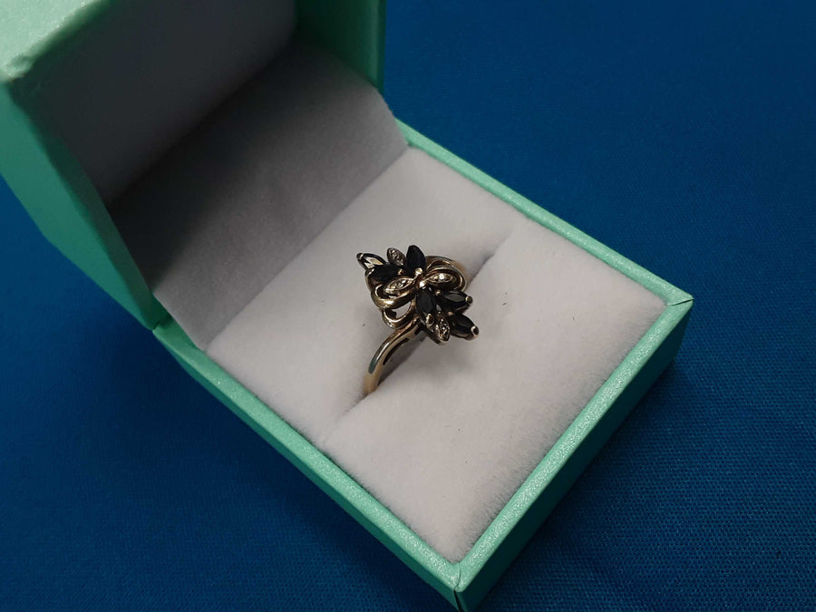 Women's Ring - Yellow Gold 10k (.417) 2.5 grams Size 7.5