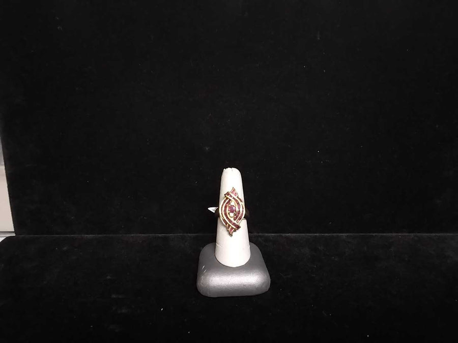 Women's Ring - Yellow Gold 14k (.585) 9.7 grams Size 7.5